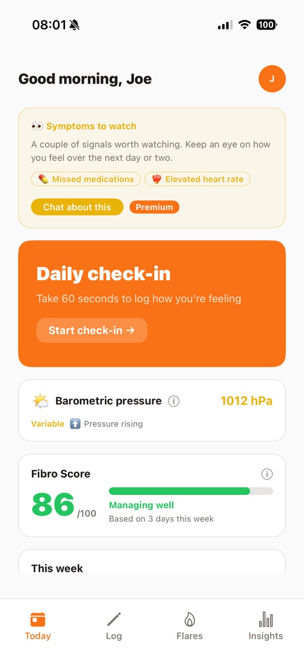 Fibro app showing today's symptoms, Fibro Score, and a flare warning